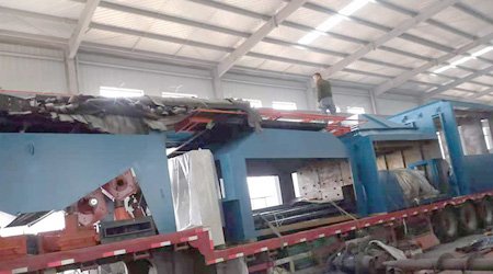 日照嵐山區(qū)客戶定制的Q6932鋼板型材拋丸機(jī)裝車發(fā)貨